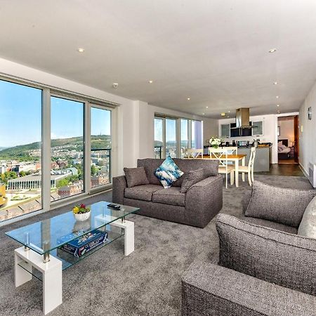 Just Stay Wales - Meridian Tower Marina & City View - 2 Bed Apartment Swansea Zewnętrze zdjęcie